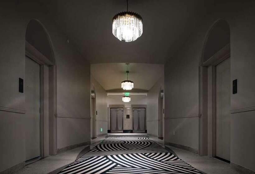 Tulsa Club Hotel, Curio Collection By Hilton