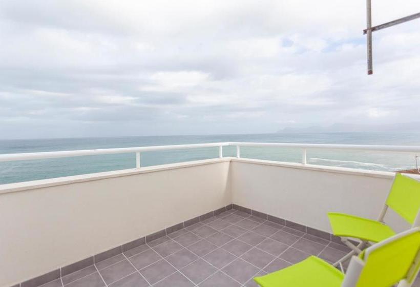 Yourhouse Monges Sea View Studio