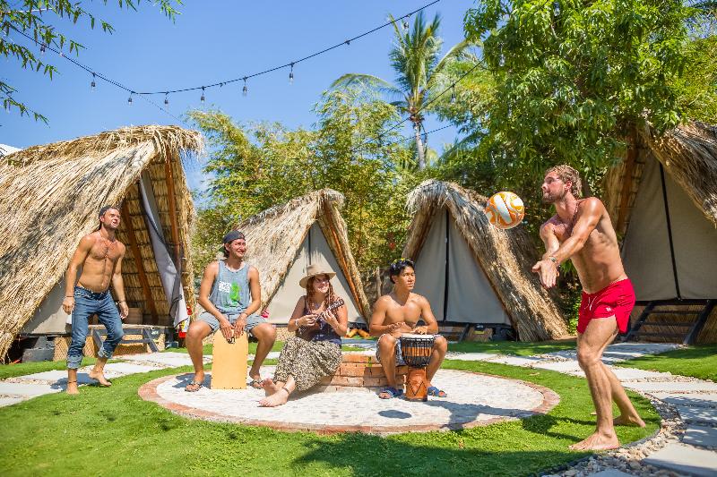 Отель Selina Puerto Escondido