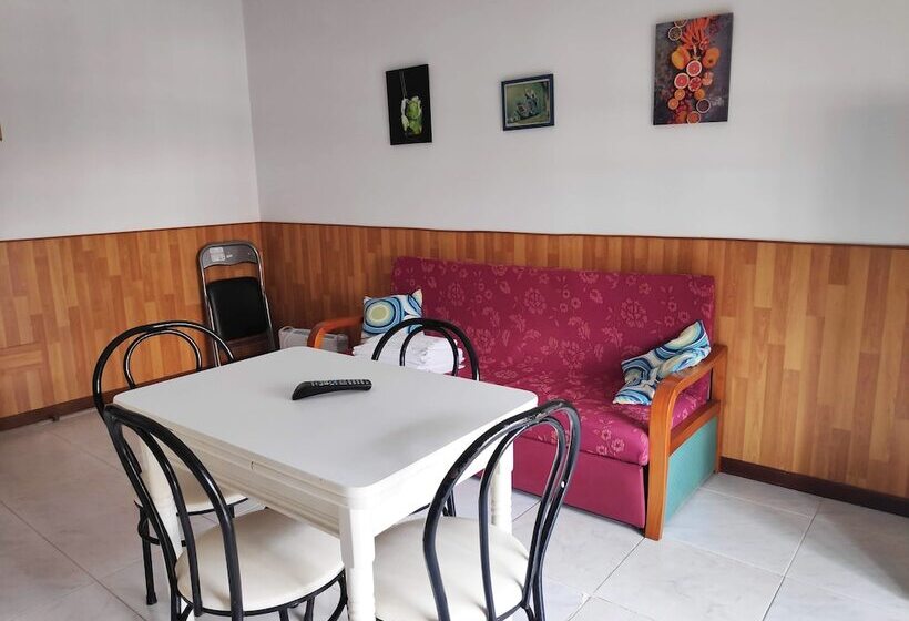 Apartamentos Revo Salinas 3000