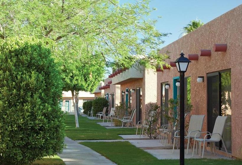 Getaways At Havasu Dunes Resort