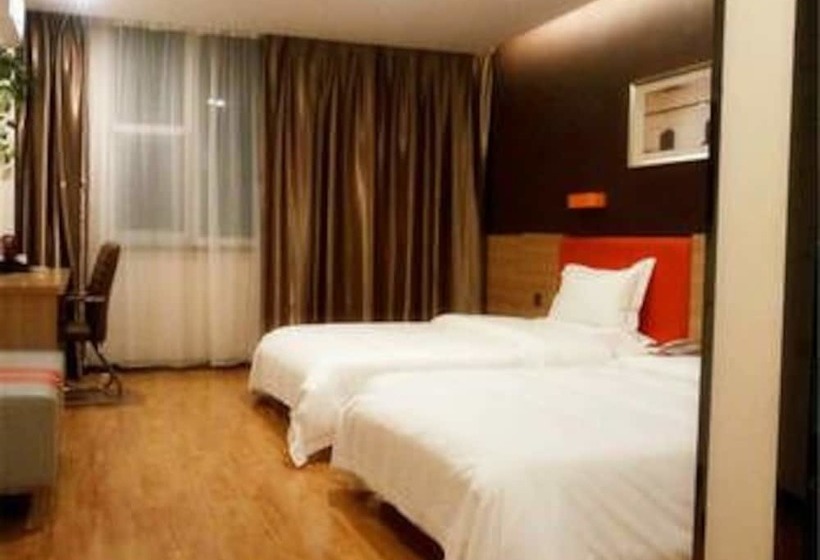 בית מלון כפרי 7 Days Premium