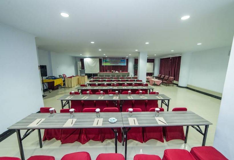 ホテル Airy Ratu Indah Ratulangi 17 Makassar