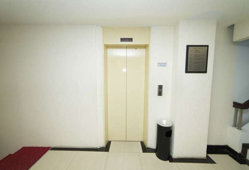 ホテル Airy Ratu Indah Ratulangi 17 Makassar