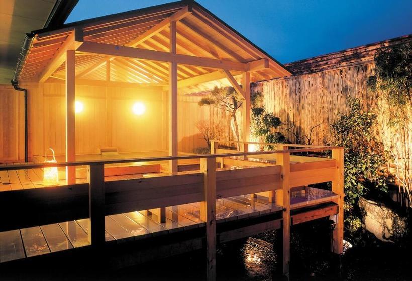 فندق Akita Onsen Plaza