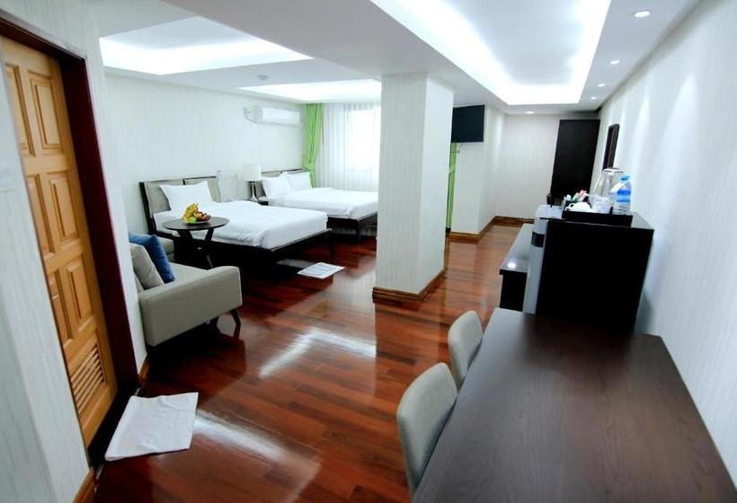 هتل Akore Myanmar Life