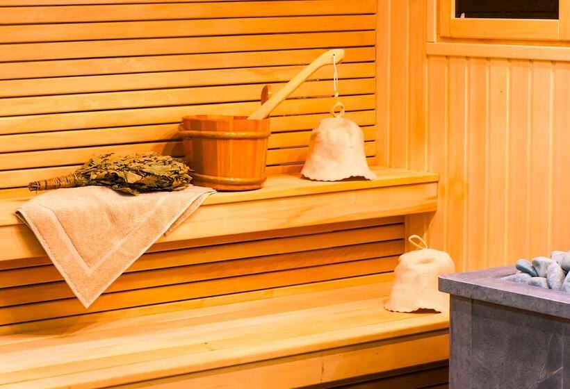 Al Bahar Hotel & Resort