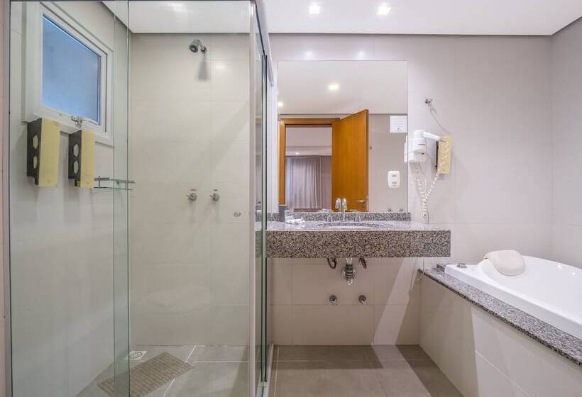 Отель Alameda Felice