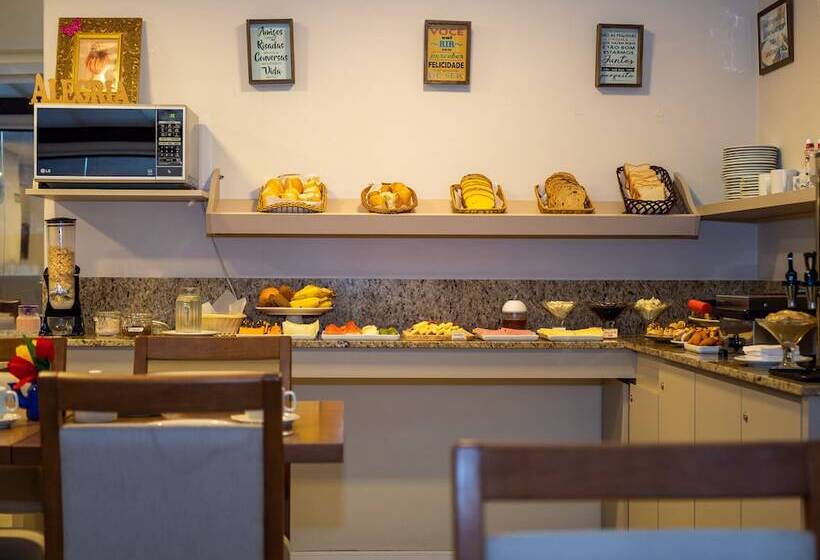 Отель Alameda Felice