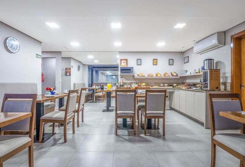 Отель Alameda Felice