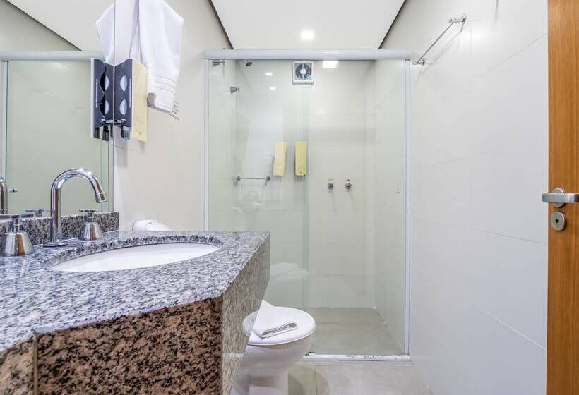 Отель Alameda Felice