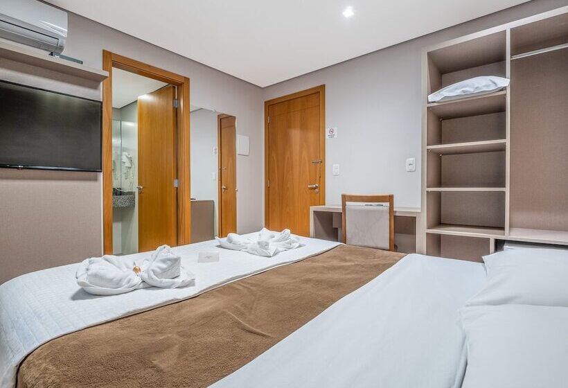 Отель Alameda Felice