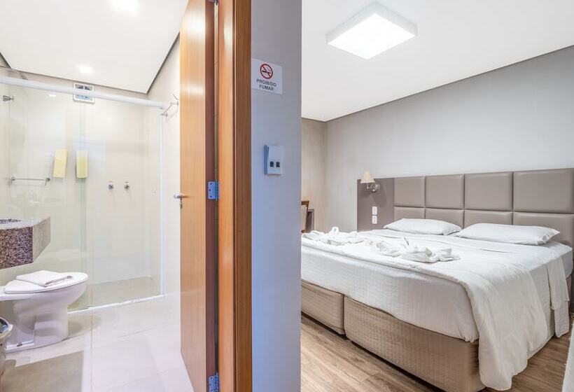 Отель Alameda Felice