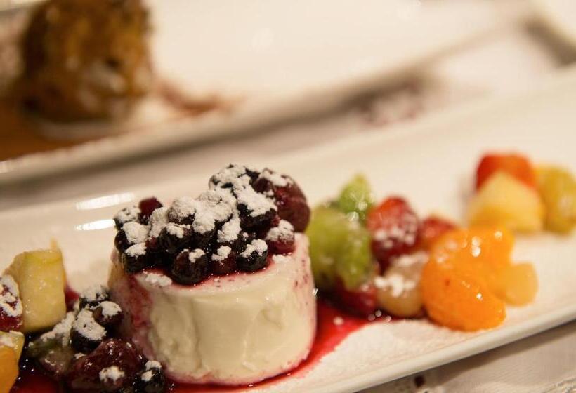 ホテル Albergo Sole