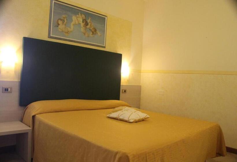 ホテル Albergo Sole