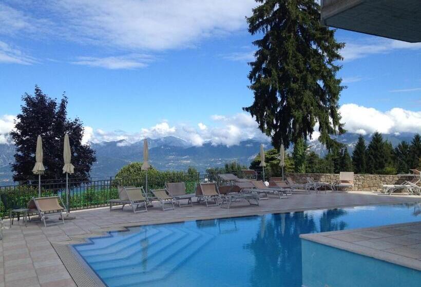 ホテル Albergo Sole