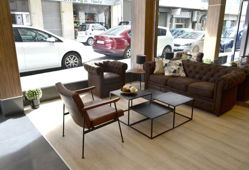 호텔 Alda Estacion Ourense