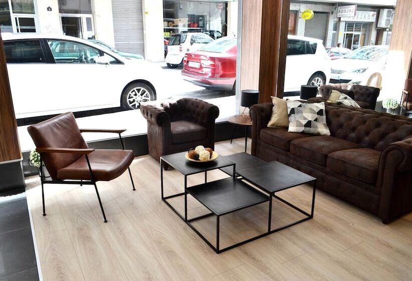 호텔 Alda Estacion Ourense