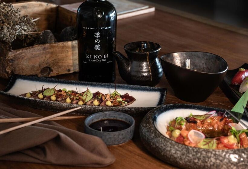 هتل Andronis Arcadia