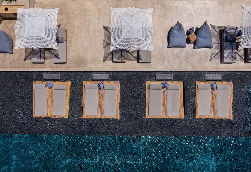 هتل Andronis Arcadia