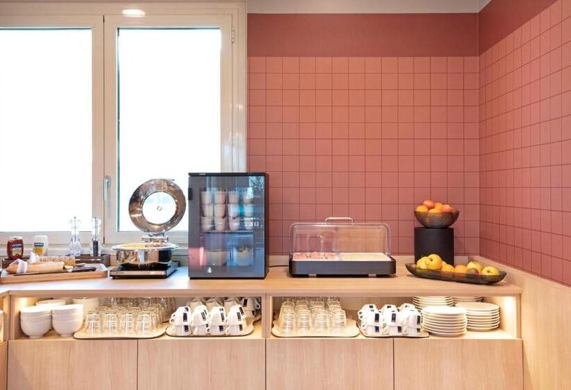 B&B Hotel Roma Fiumicino Aeroporto Fiera 1