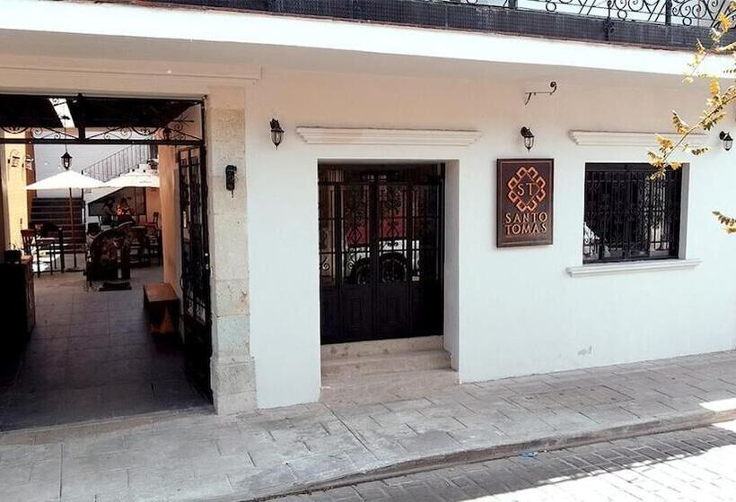 هتل Casa Santo Tomas