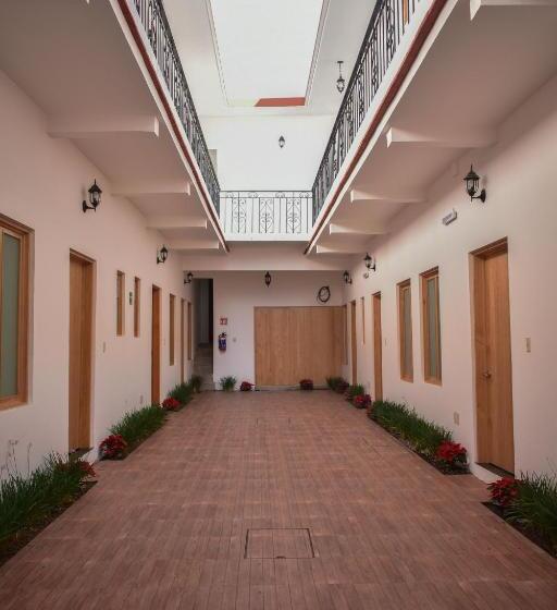 هتل Casa Santo Tomas