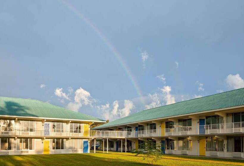 فندق Days Inn By Wyndham Fort Pierce Midtown