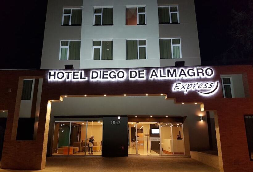 酒店 Diego De Almagro Calama Express