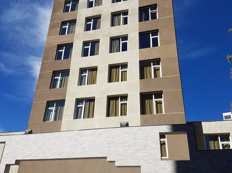 酒店 Diego De Almagro Calama Express