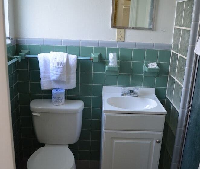 فندق Economy Lodge