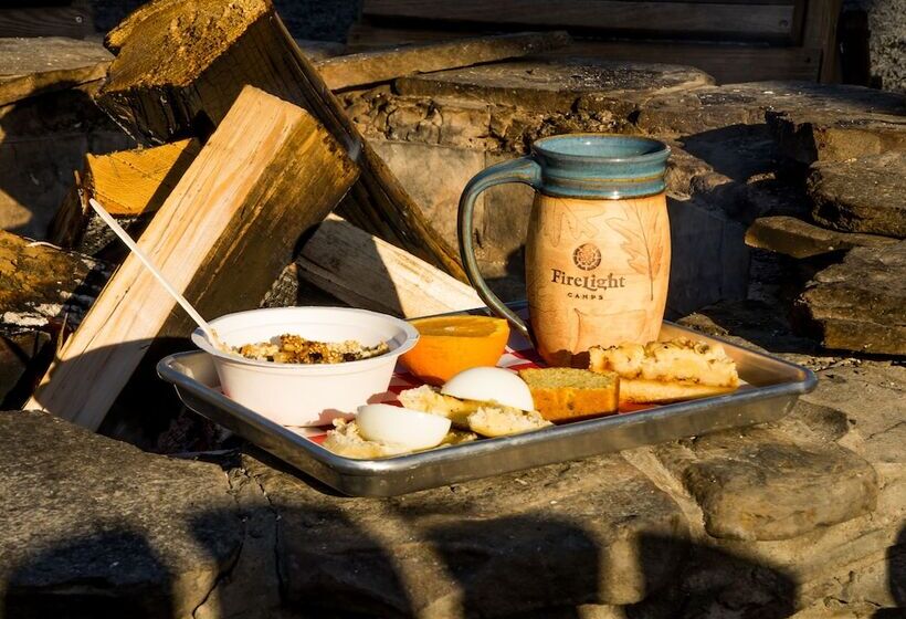 فندق Firelight Camps