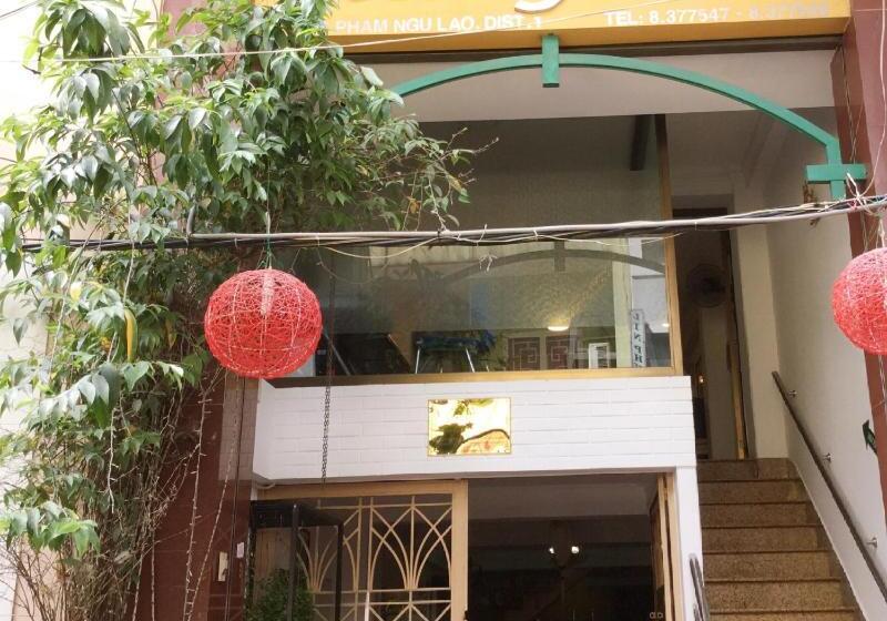 Giang Sơn Hotel江山民宿范五老区酒吧街胡志明市
