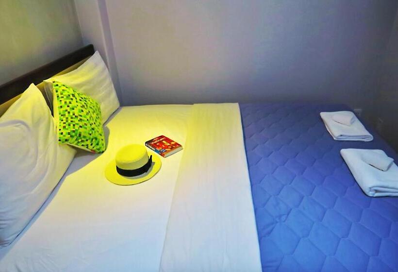 Giang Sơn Hotel江山民宿范五老区酒吧街胡志明市