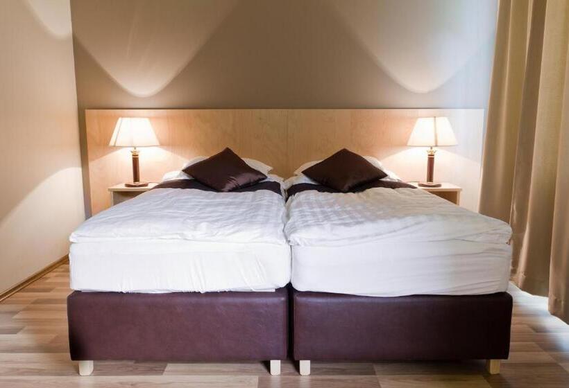 هتل Hallormsstadur