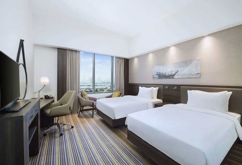 هتل Hampton By Hilton Dubai Airport