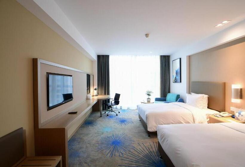 Отель Holiday Inn Express Liuyang Development Zone, An Ihg