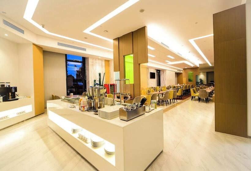 Отель Holiday Inn Express Liuyang Development Zone, An Ihg