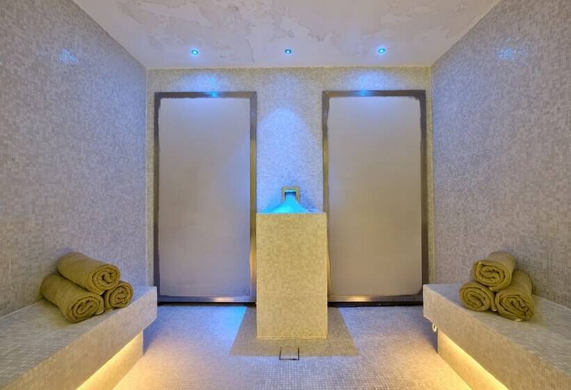 هتل Holm Boutique & Spa Ik Collection