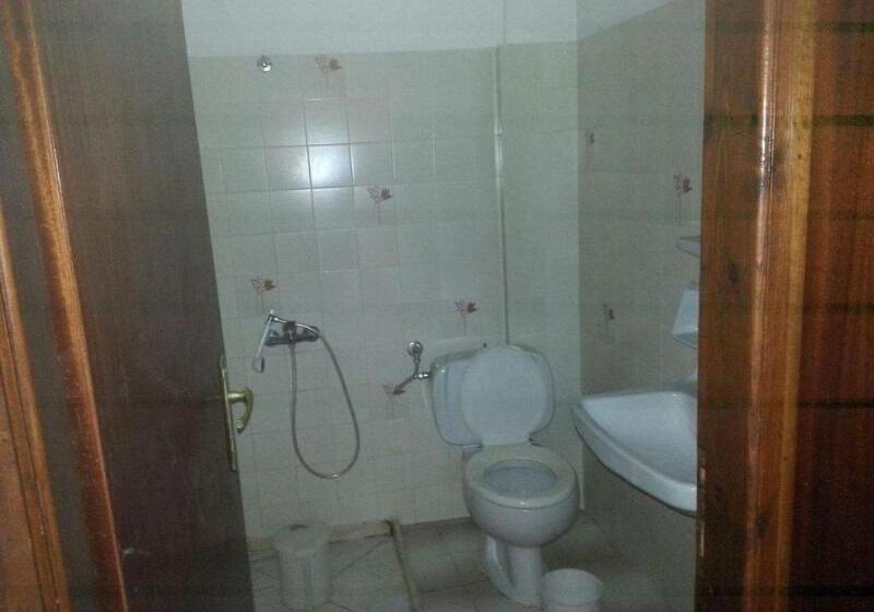 Отель Irene Apartments