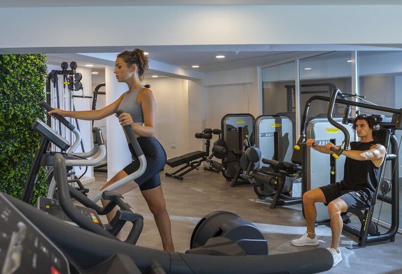 Leonardo Crystal Cove Hotel & Spa – Adults Only