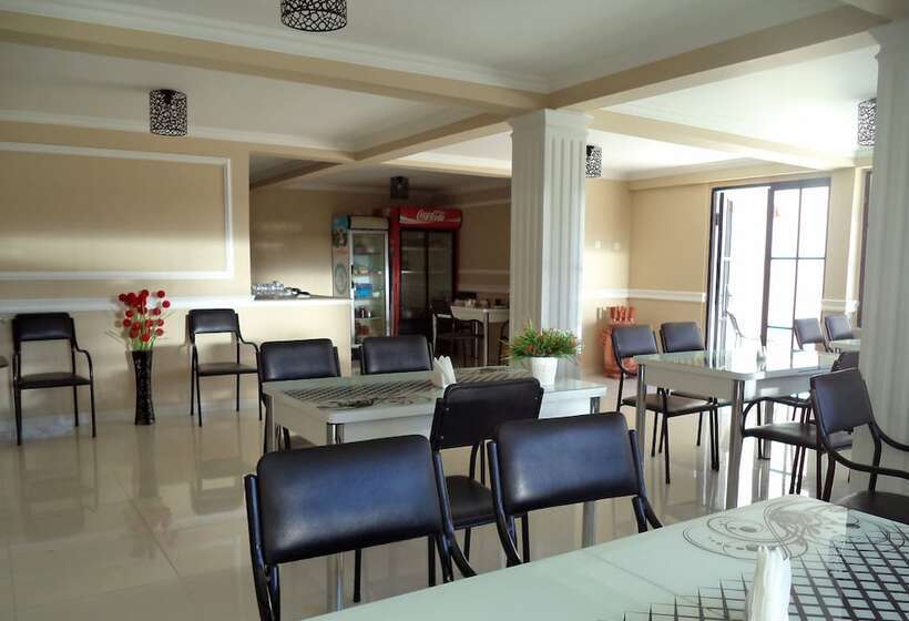 هتل Live Inn Ureki