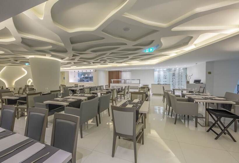 فندق Meliá Maputo Sky