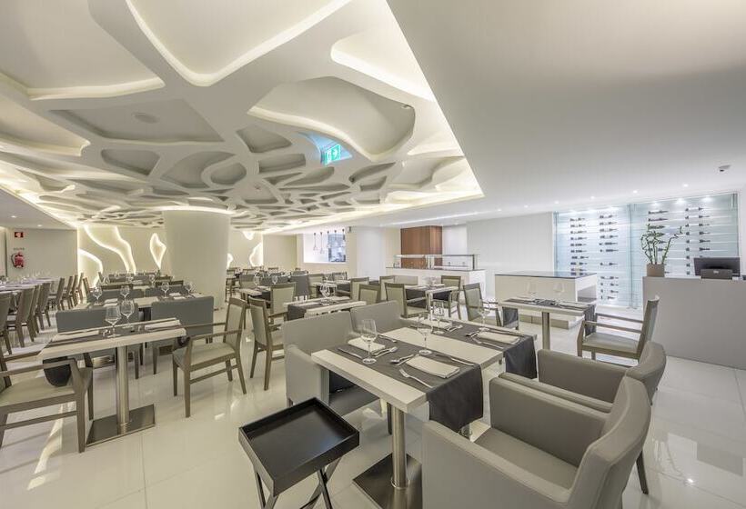 فندق Meliá Maputo Sky