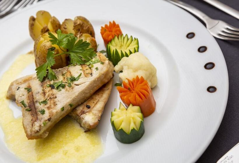 فندق Meliá Maputo Sky