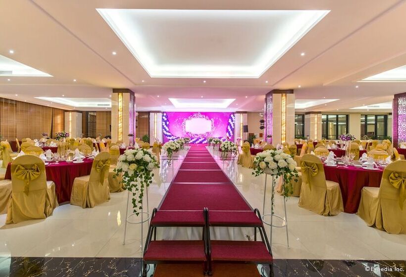 ホテル Muong Thanh Luxury Quang Ninh