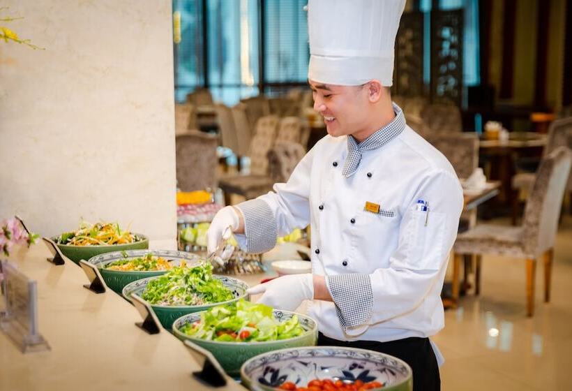 ホテル Muong Thanh Luxury Quang Ninh