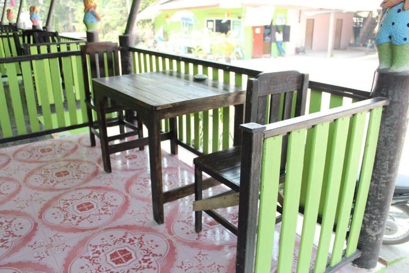 Отель Nam Phueng Place 2