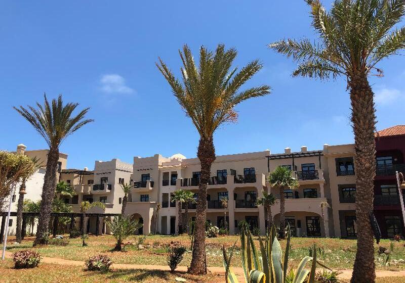 Отель Oasis Saidia Palace & Blue Pearl