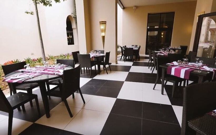 호텔 Oasis Saidia Palace & Blue Pearl